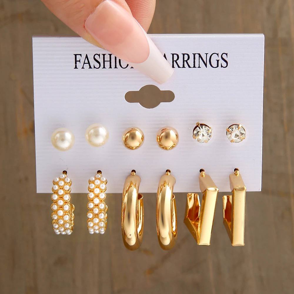Elegant Gold Earrings Collection