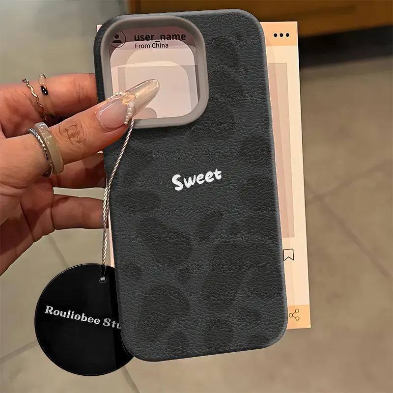 Chic Patterned Cases