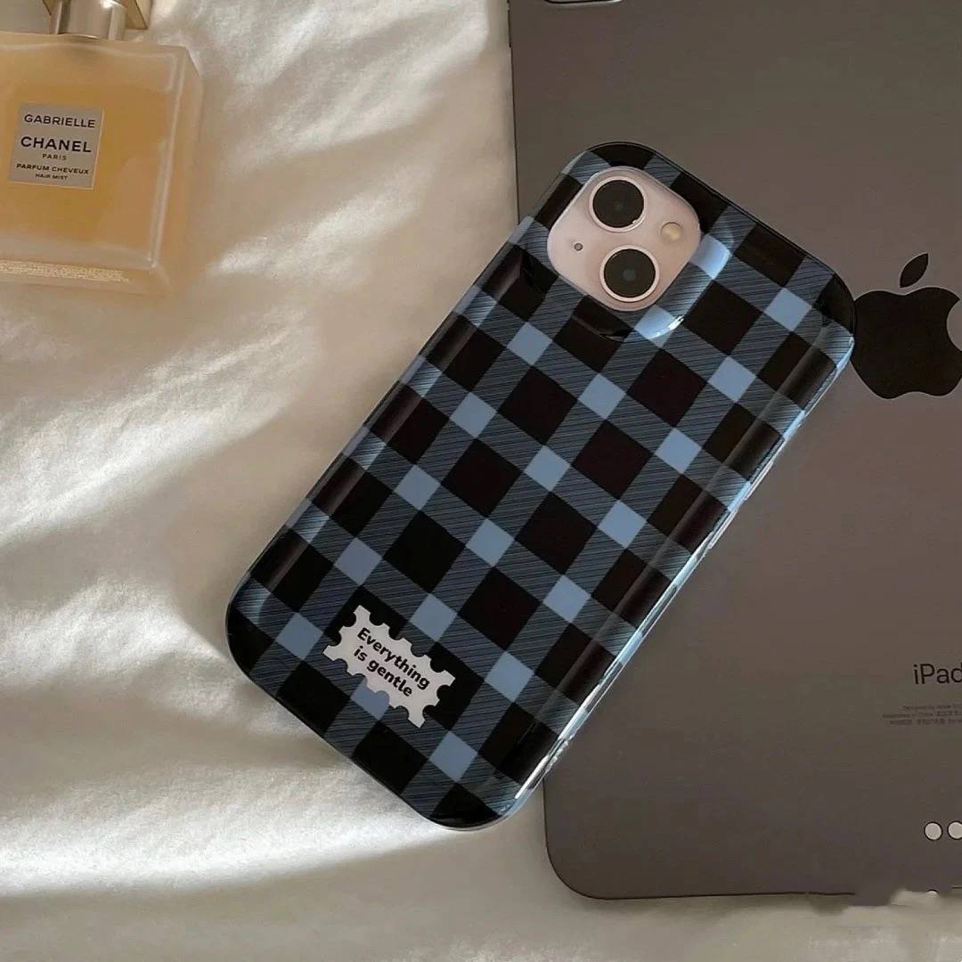 Checkered Chic Cases