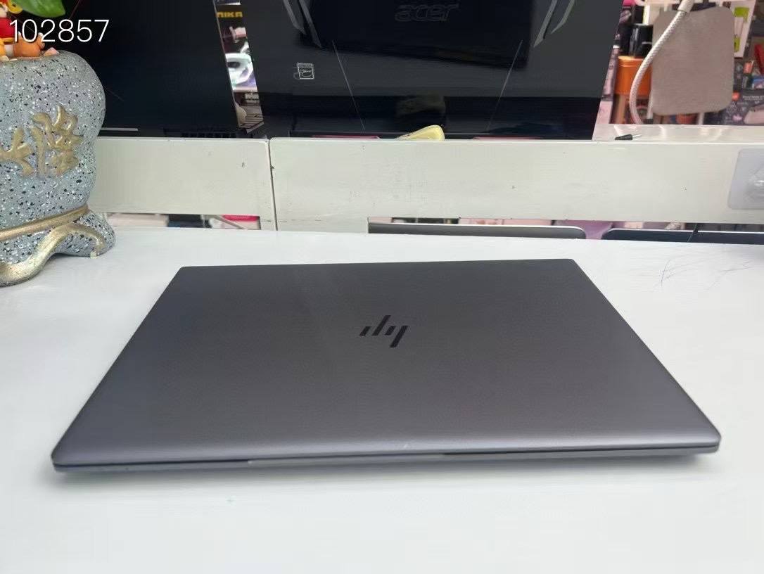 Hp Z book 14